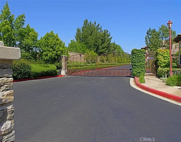 $824,300 | 24600 Avignon Drive, Valencia, CA 91355