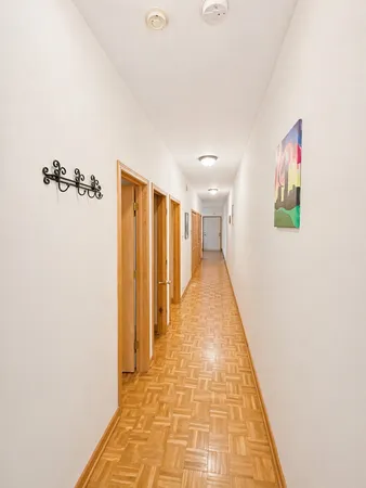 $2,695 | 4237 North Kenmore Avenue, Unit GN, Chicago, IL 60613