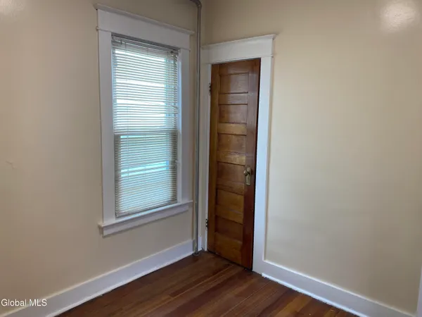 $284,900 | 972-974 Main Avenue, Schenectady, NY 12303