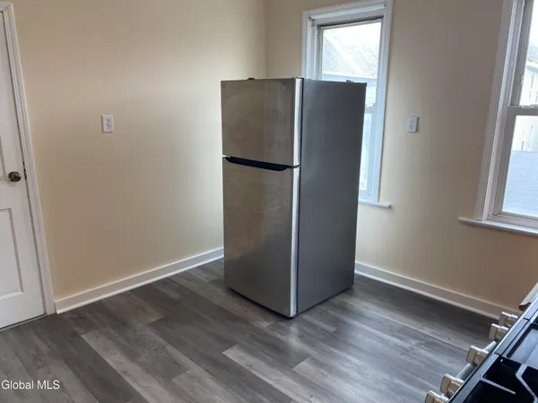 $284,900 | 972-974 Main Avenue, Schenectady, NY 12303