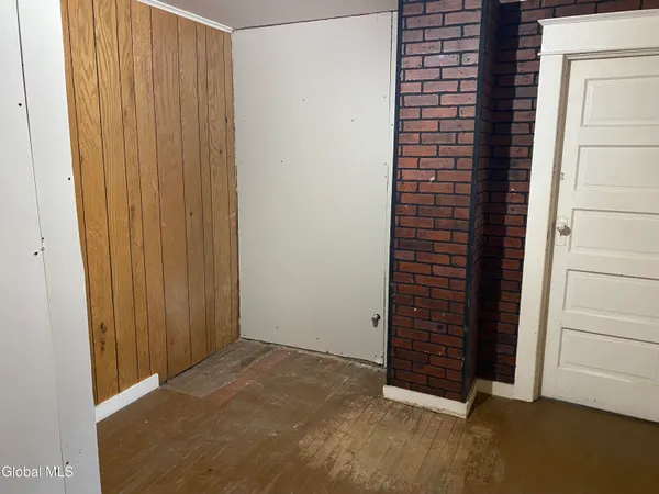 $284,900 | 972-974 Main Avenue, Schenectady, NY 12303