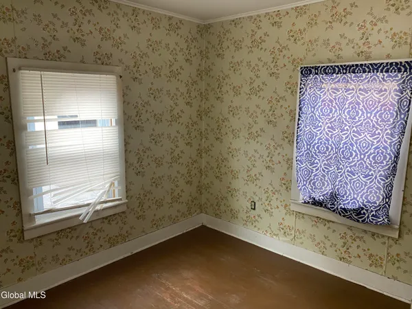 $284,900 | 972-974 Main Avenue, Schenectady, NY 12303