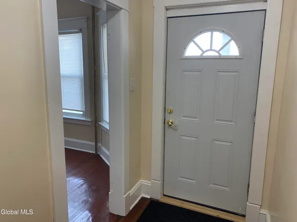 $284,900 | 972-974 Main Avenue, Schenectady, NY 12303