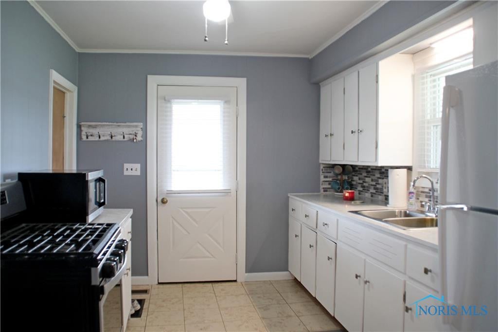 21576 Sand Ridge Road Weston, OH 43569 - Photo 3 of 30 Gallery Image 3