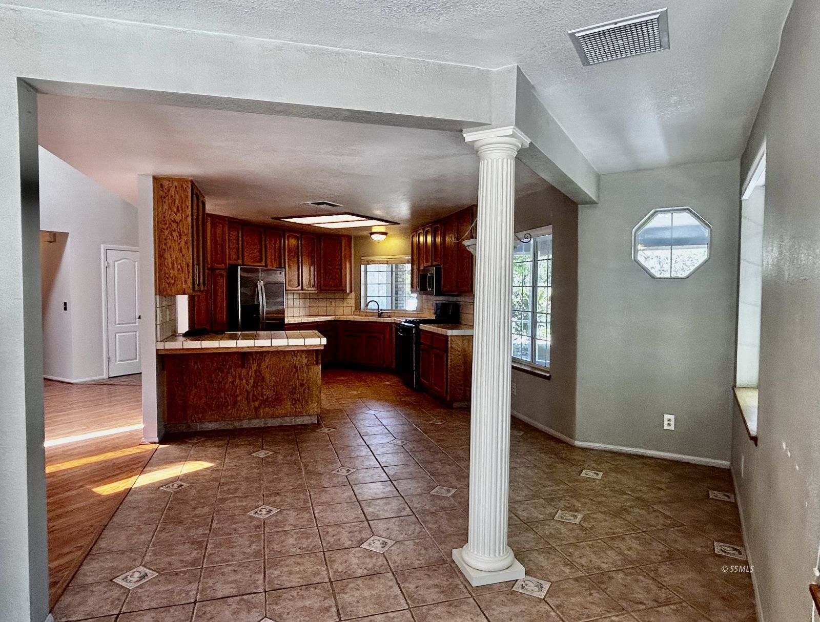 1217 West Tamarisk Avenue Ridgecrest, CA 93555 - Photo 10 of 38