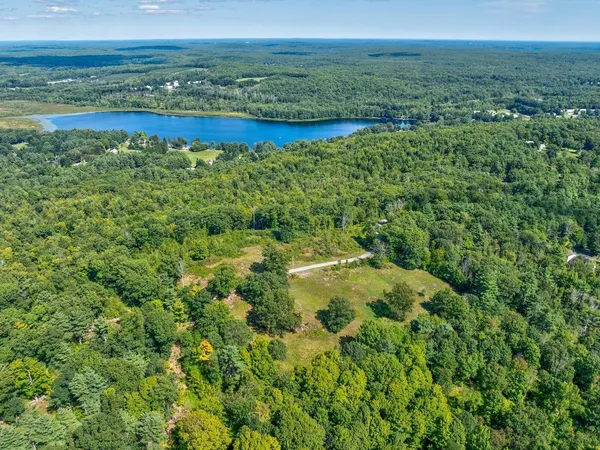 $325,000 | 100-101 Payeur Lane, Alfred, ME 04002
