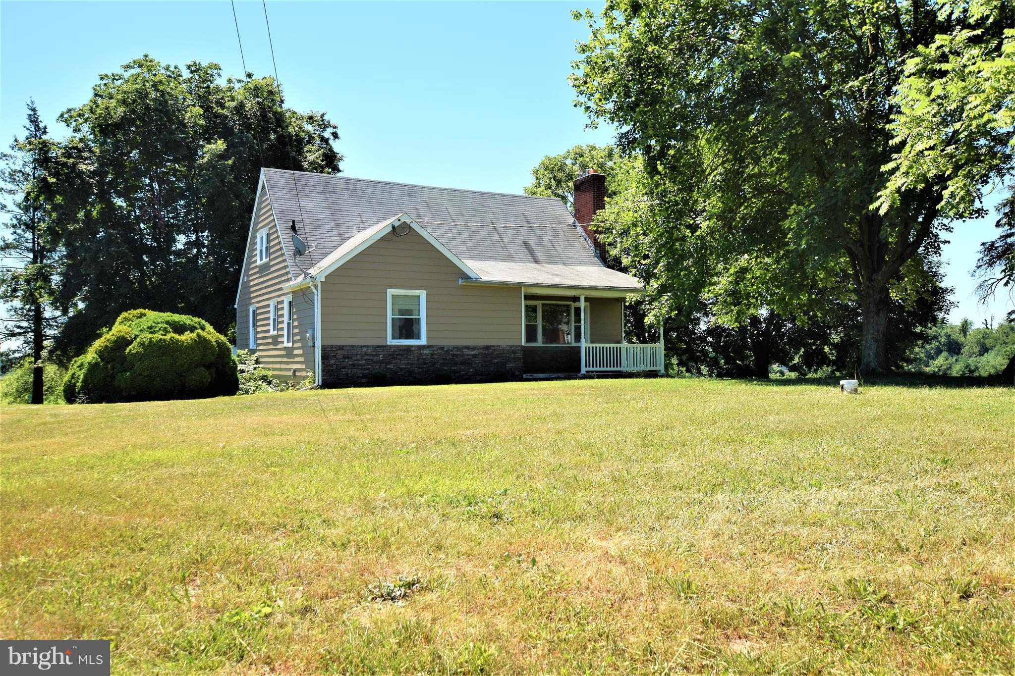 12627 Manor Road Glen Arm, MD 21057 - Photo 7 of 42 Ample Front Yard & Lot