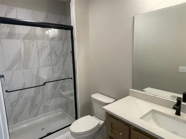 $785,000 | 9845 Shady Bend Road, Lenexa, KS 66227