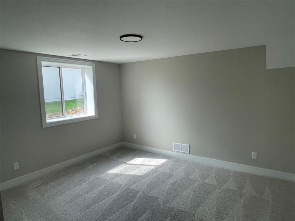 9845 Shady Bend Road Lenexa, KS 66227 - Photo 8 of 20