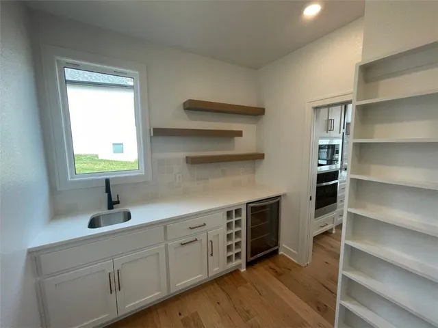 $785,000 | 9845 Shady Bend Road, Lenexa, KS 66227