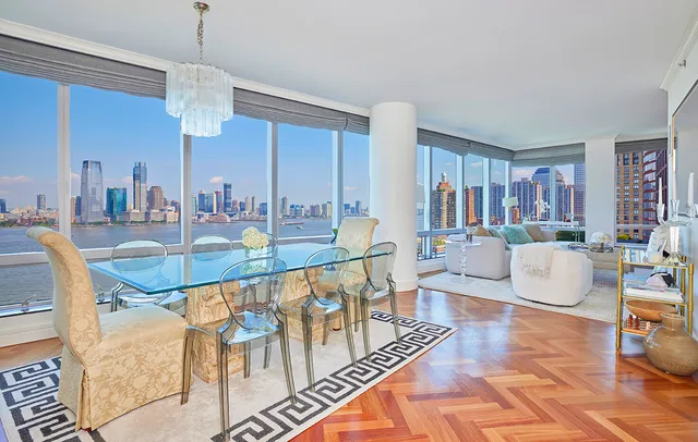 $13,500 | 10 West Street, Unit 18A | Battery Park City