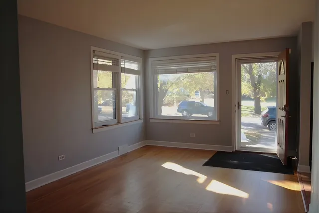 $2,900 | 5721 North Northcott Avenue, Chicago, IL 60631