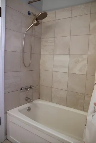 $2,900 | 5721 North Northcott Avenue, Chicago, IL 60631