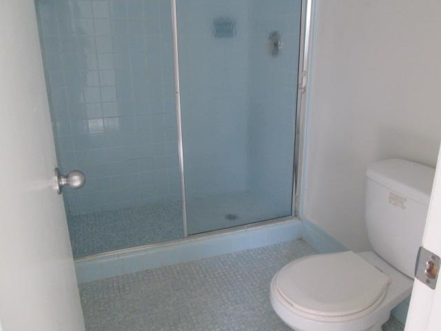 56 Dayton Road Lake Worth, FL 33467 - Photo 7 of 10 Master Bath