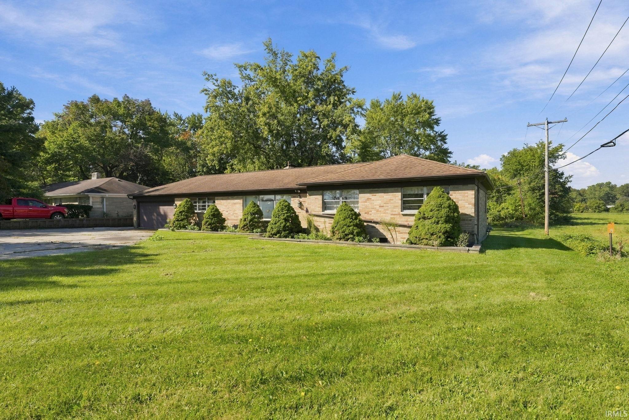 6725 Coldwater Road Fort Wayne, IN 46825 - Photo 2 of 50 Gallery Image 2