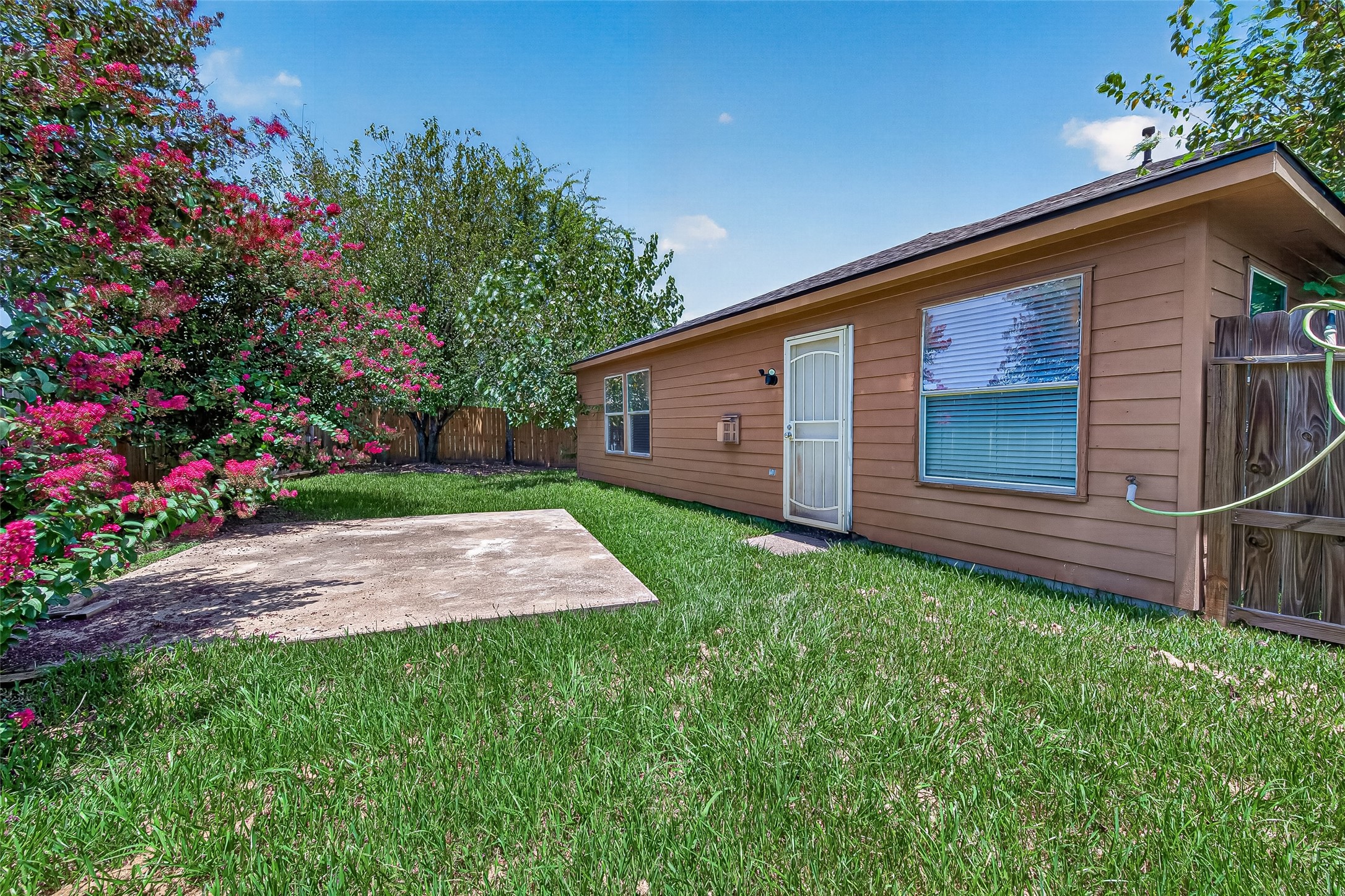 16807 Mission Ridge Lane Houston, TX 77073 - Photo 45 of 49 back yard