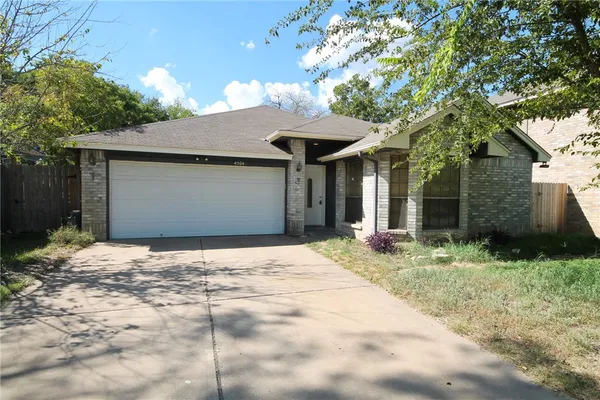 $1,695 | 4504 Sojourner Street, Austin, TX 78724