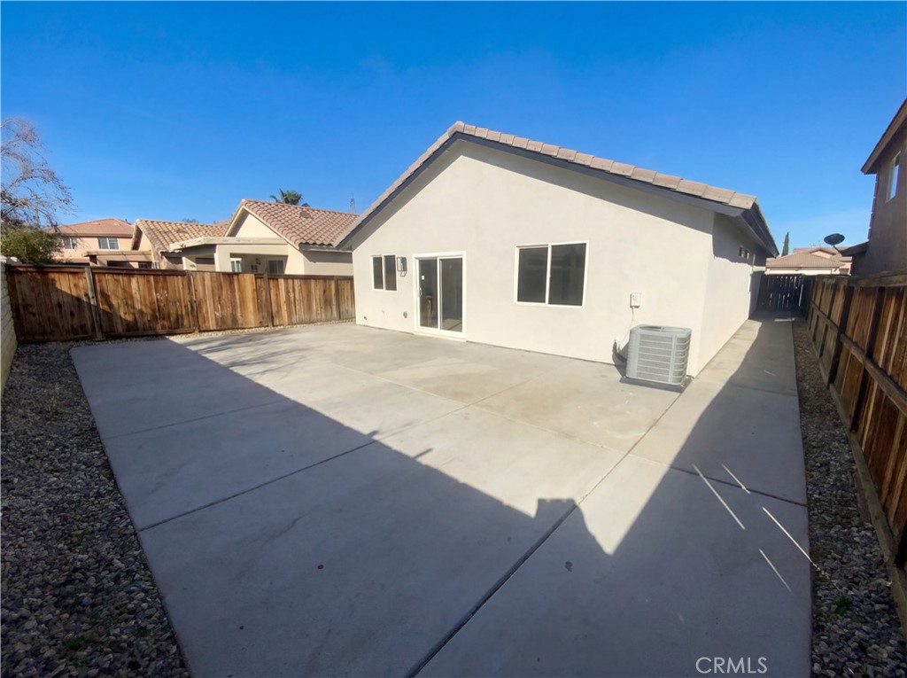 14433 Green River Road Victorville, CA 92394 - Photo 5 of 27 a view of house with yard