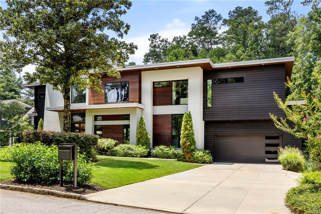 4036 Statewood Road Northeast Atlanta, GA 30342 - Photo 12 of 43