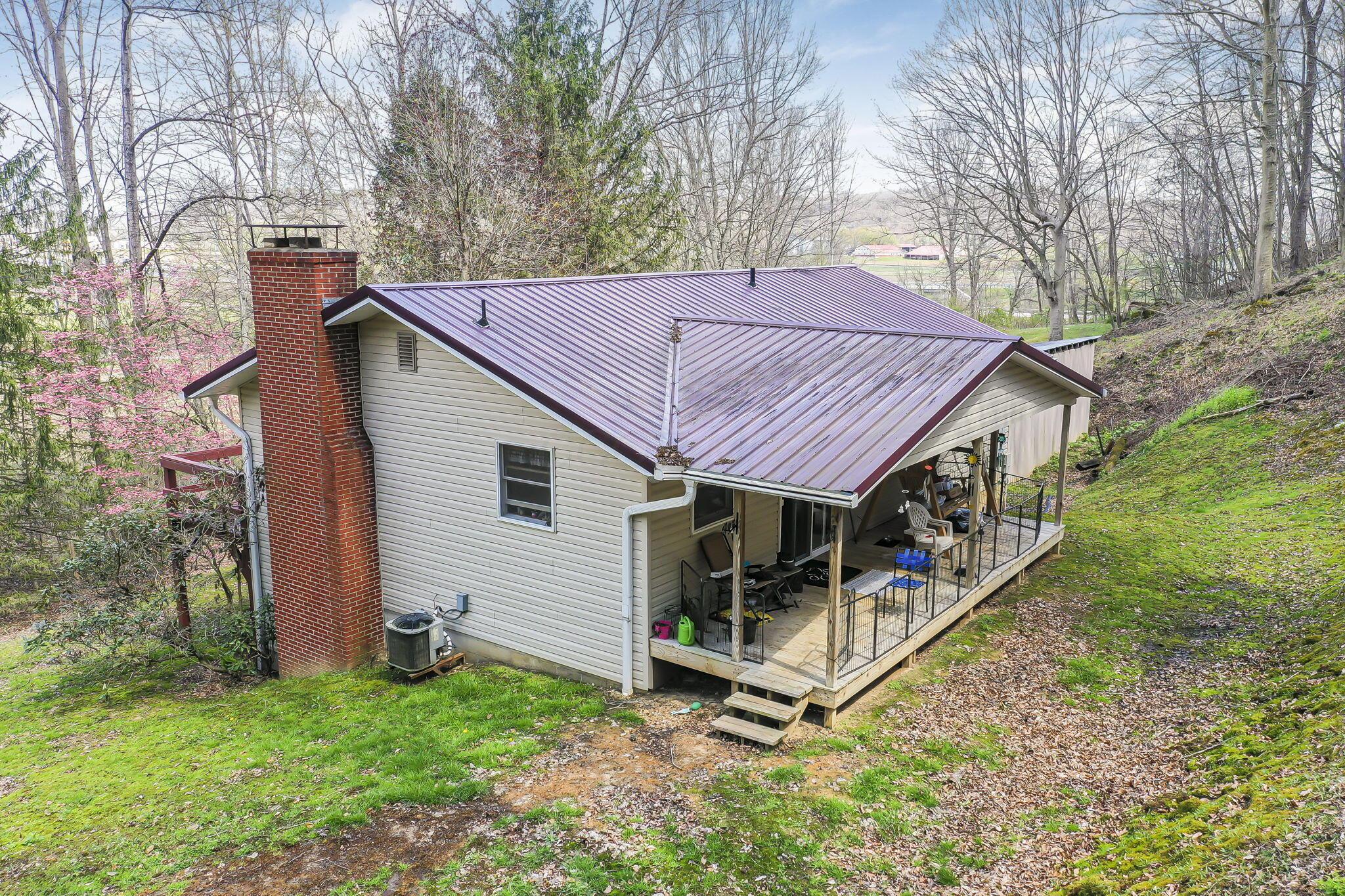 4830 Old Logan Road Southeast Lancaster, OH 43130 - Photo 37 of 51 40-web-or-mls-DJI_0749