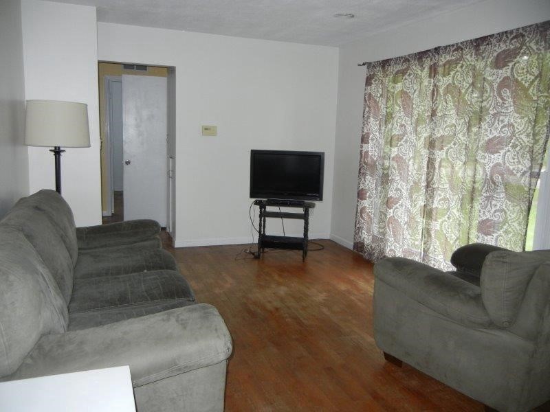 5619 Cornell Road Haslett, MI 48840 - Photo 5 of 21 21513055-4.JPG