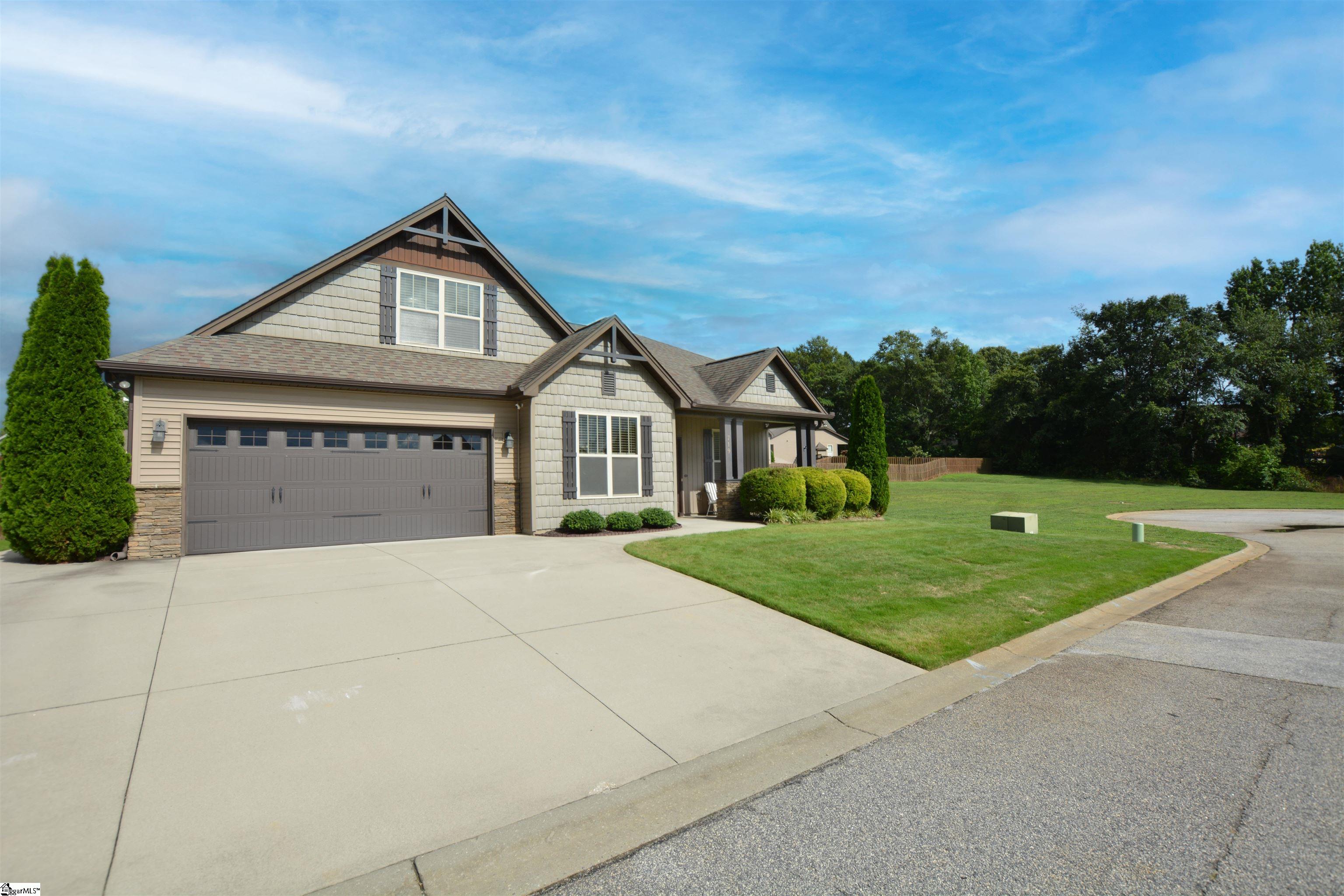 719 Wynborne Lane Moore, SC 29369 - Photo 2 of 48