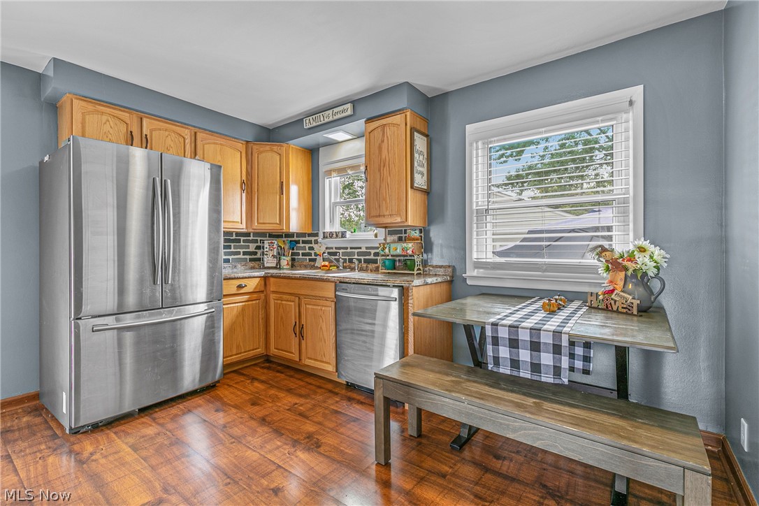 32026 Pendley Road Willowick, OH 44095 - Photo 8 of 24