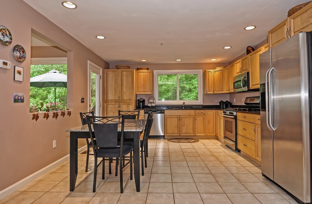 3102 Maple Brook Road, Unit 3102 Bellingham, MA 02019 - Photo 5 of 30 Gallery Image 5