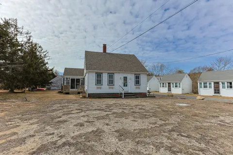 $1,395,000 | 22 Shore Road, Truro, MA 02666
