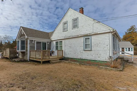 $1,395,000 | 22 Shore Road, Truro, MA 02666