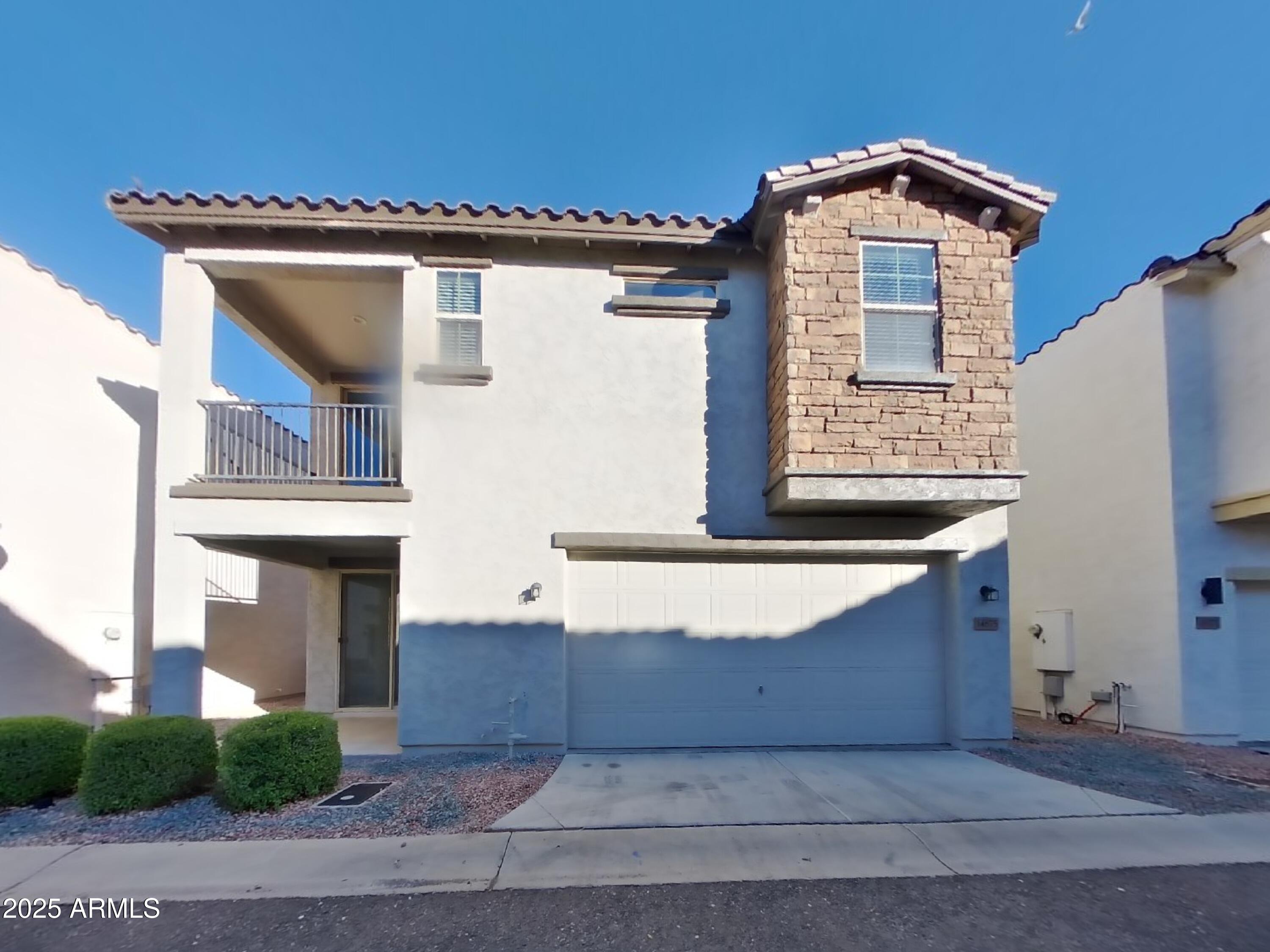 14875 North 177th Avenue Surprise, AZ 85388 - Photo 19 of 20 18_Image_fIHA1K1iOl