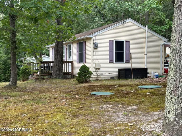 $639,000 | 5 Francis Mills Road, Freehold, NJ 07728