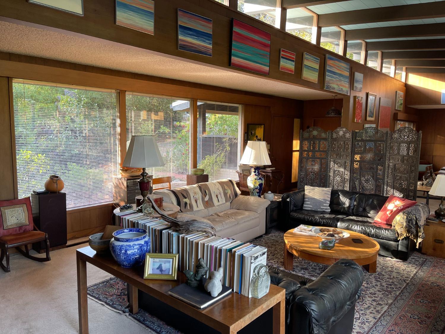 2046 Los Encinos Road Ojai, CA 93023 - Photo 3 of 17 Gallery Image 3