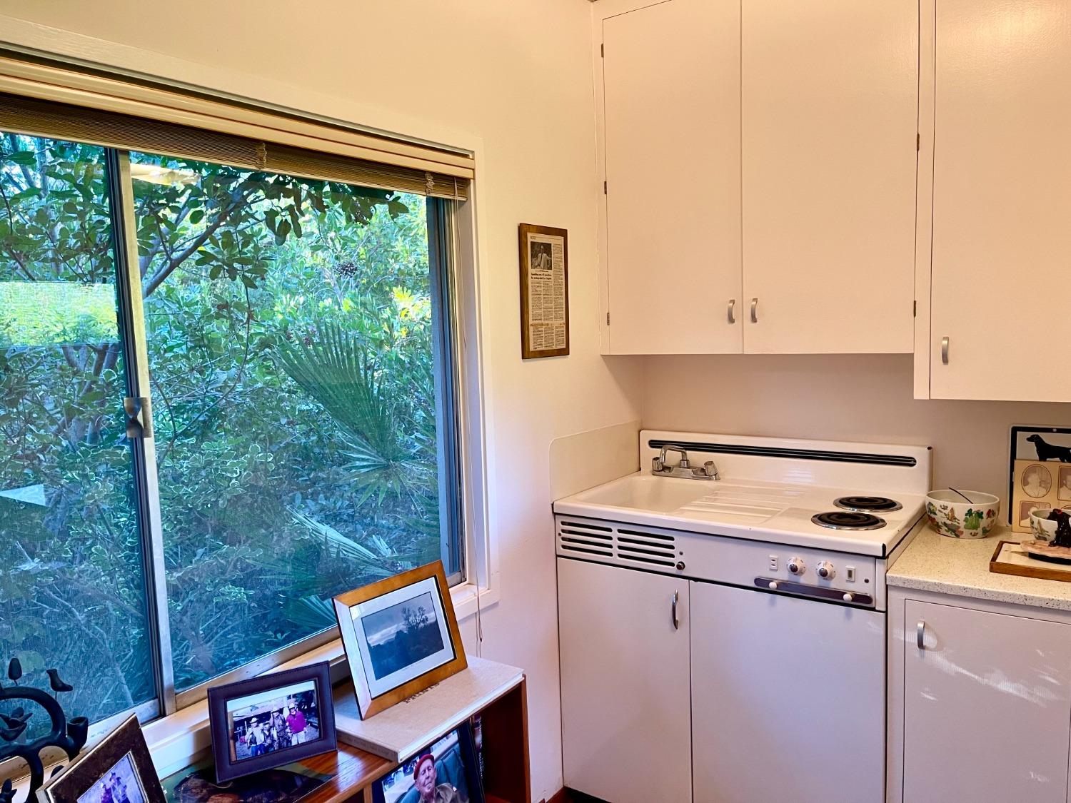 2046 Los Encinos Road Ojai, CA 93023 - Photo 8 of 17 Gallery Image 8