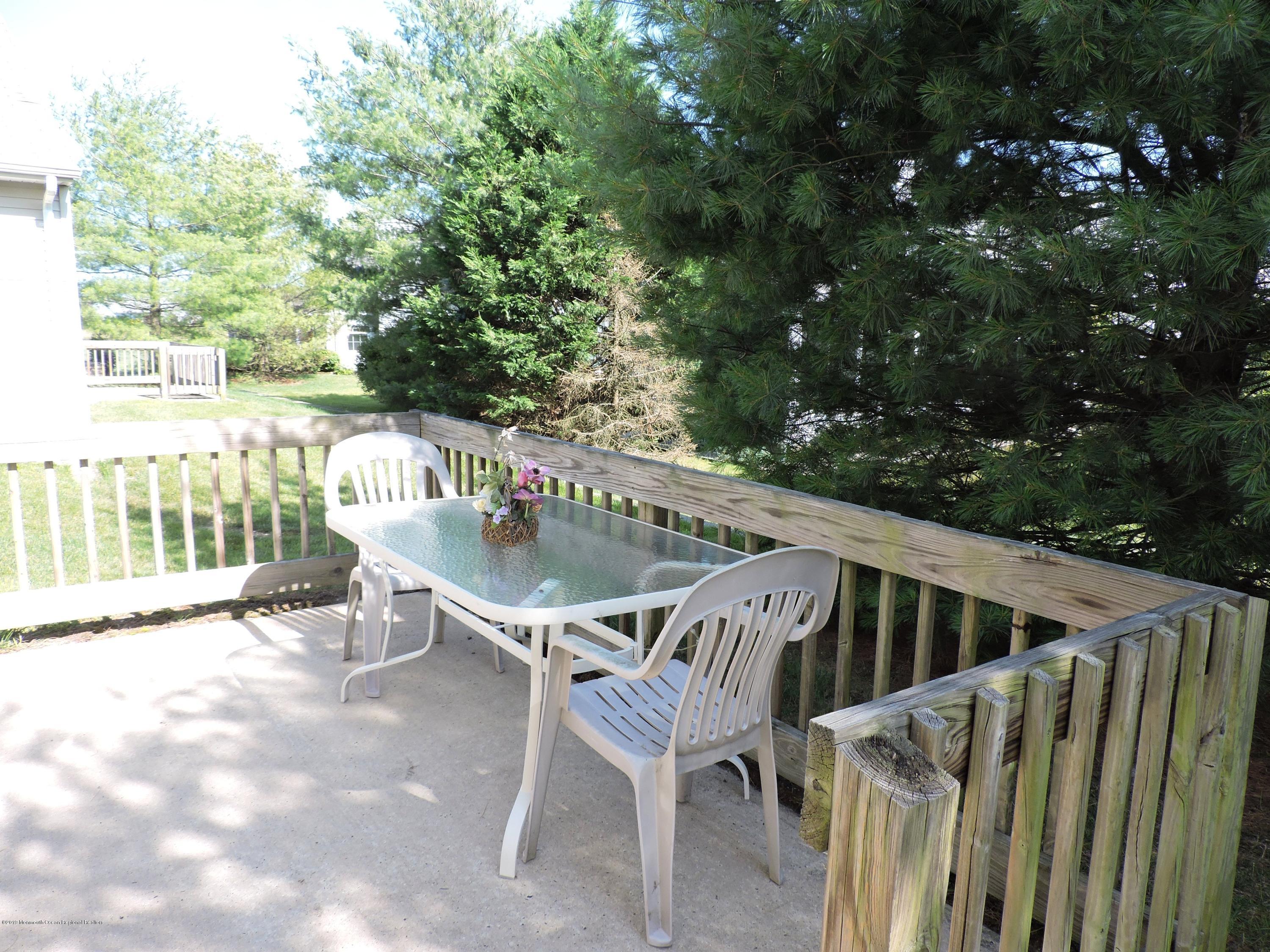11 Ravenna Road Manchester Township, NJ 08759 - Photo 4 of 32 11 RAVENNA ROAD