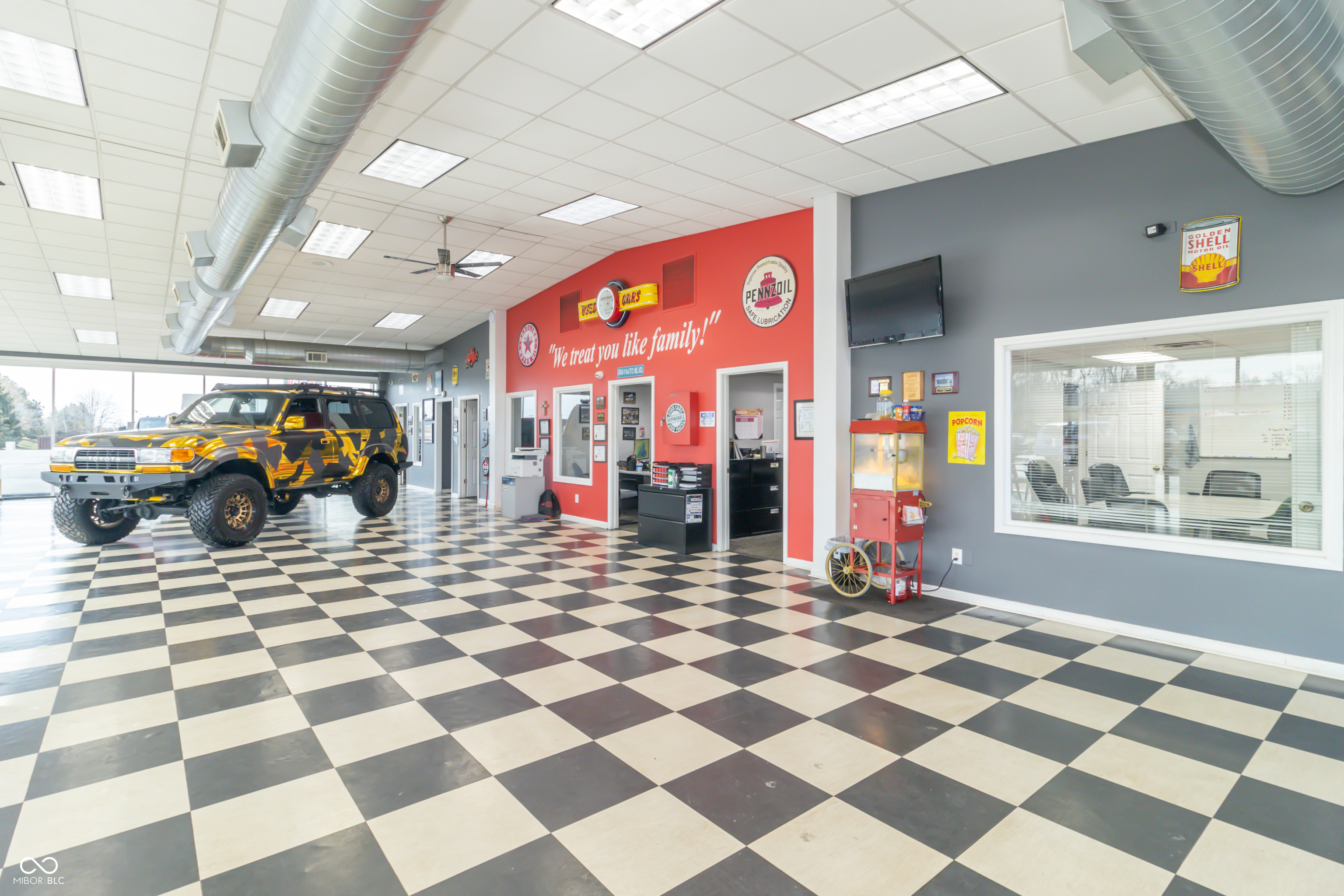 2260 West Main Street Greenfield, IN 46140 - Photo 15 of 40