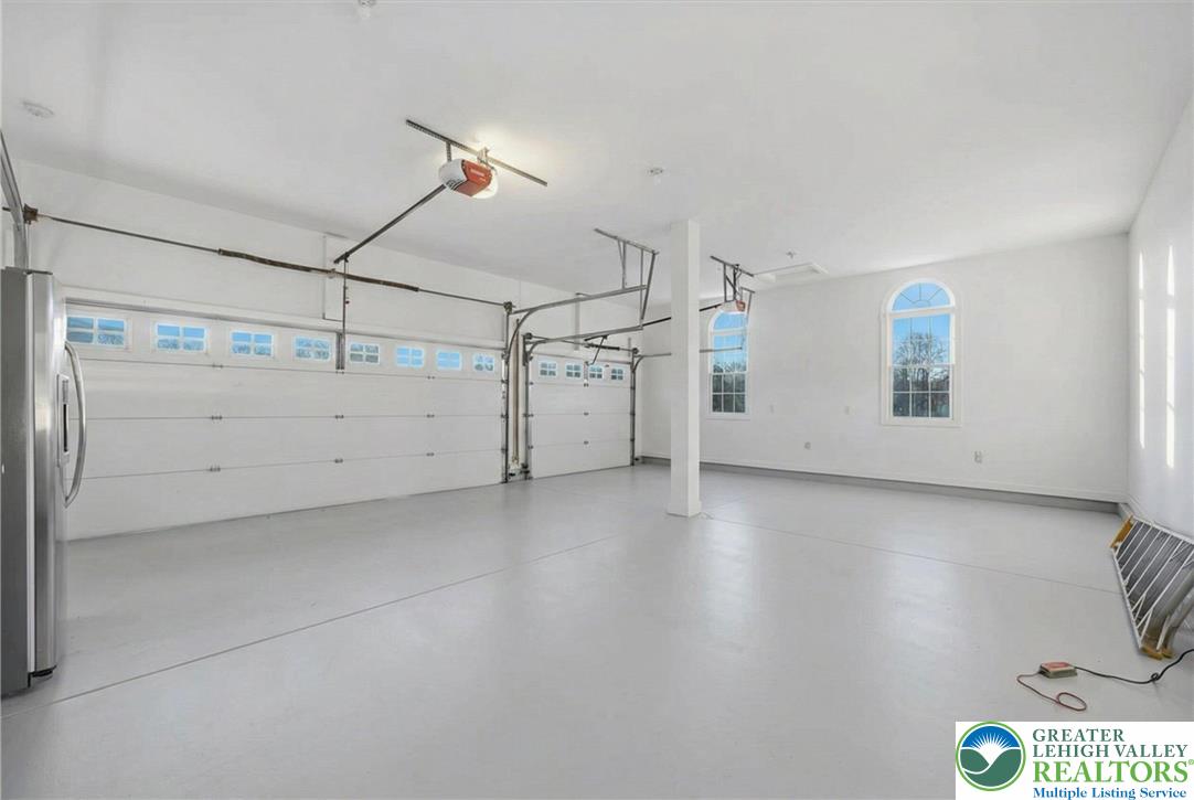 901 Meyer Road Nazareth, PA 18064 - Photo 9 of 80 a view of a garage