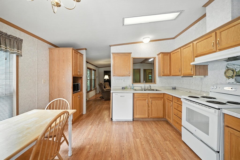 189 Springfield Road, Unit 26 Westfield, MA 01085 - Photo 5 of 24