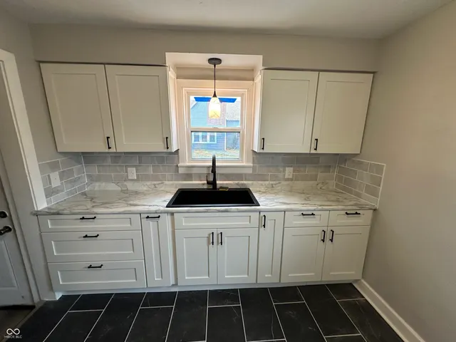 $210,000 | 1731 Newton Street, Columbus, IN 47201