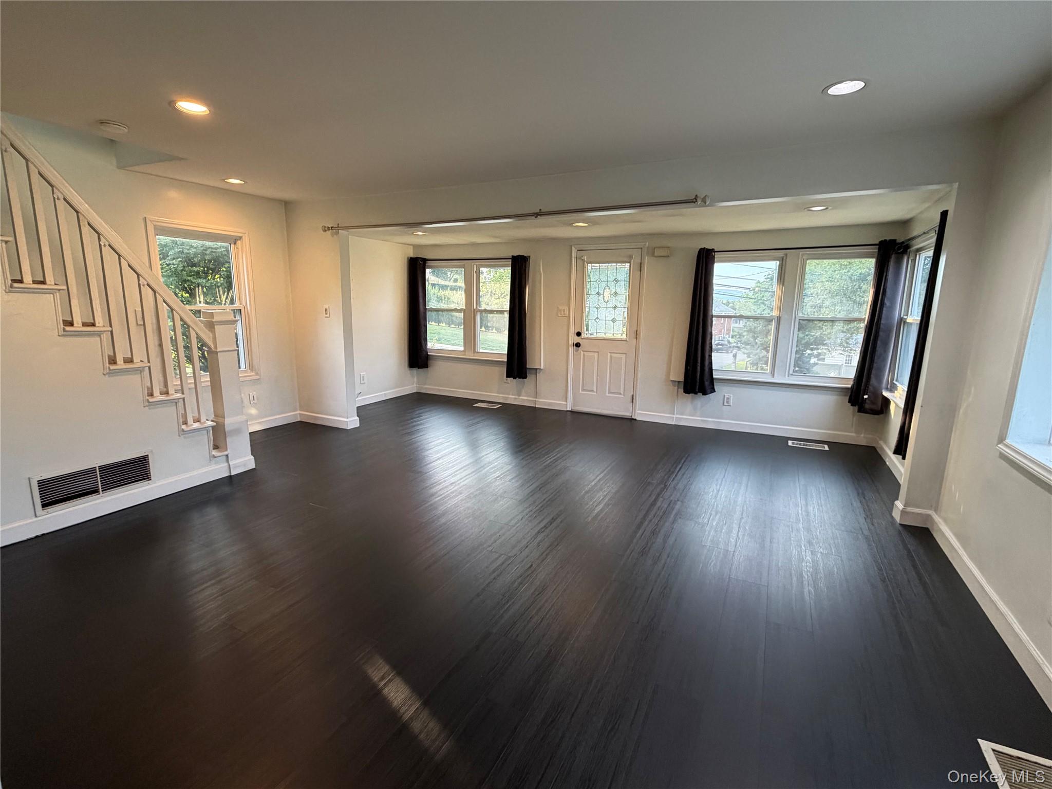 29 Ramapo Road Garnerville, NY 10923 - Photo 4 of 20
