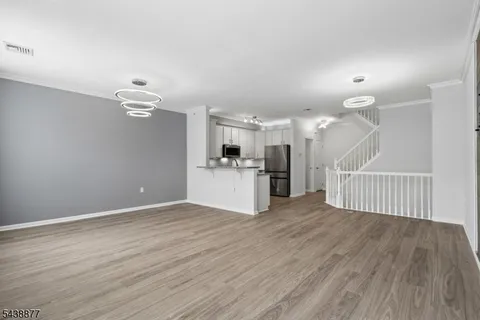 $4,300 | 612 Lopez Lane, Morris Plains, NJ 07950