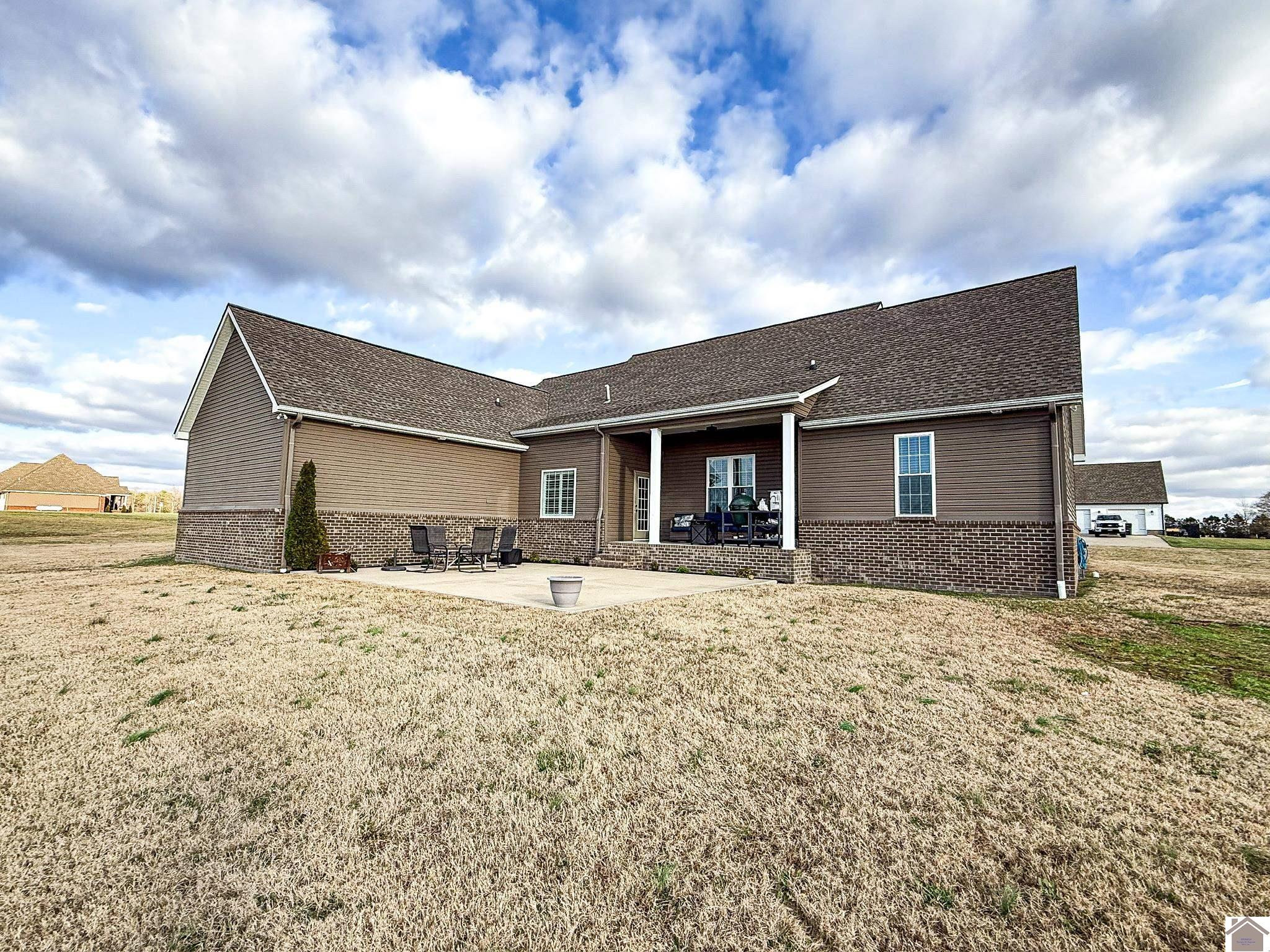 1490 Falcons Ridge Boulevard Paducah, KY 42001 - Photo 40 of 42 Photo 40