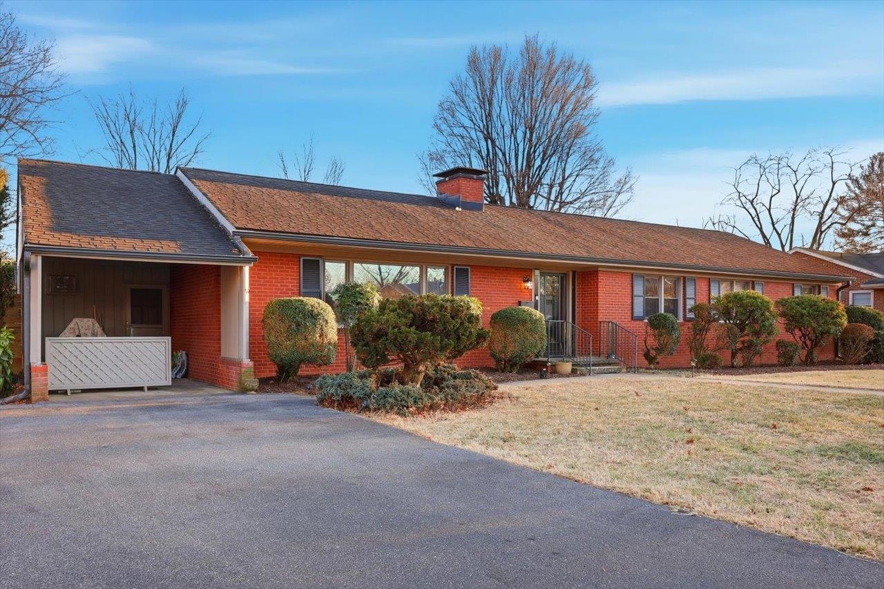 1133 Club Road Waynesboro, VA 22980 - Photo 4 of 58 a view of a house with a outdoor space