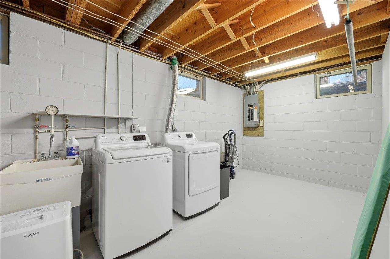 1133 Club Road Waynesboro, VA 22980 - Photo 47 of 58 a utility room with dryer and washer