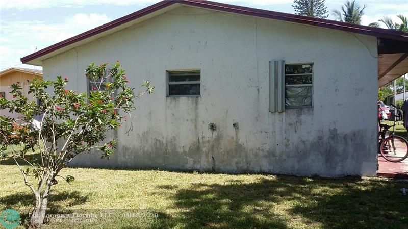 West Park West Park, FL 33023 - Photo 18 of 19