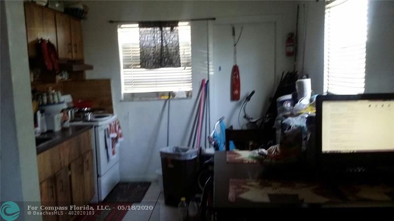 West Park West Park, FL 33023 - Photo 9 of 19