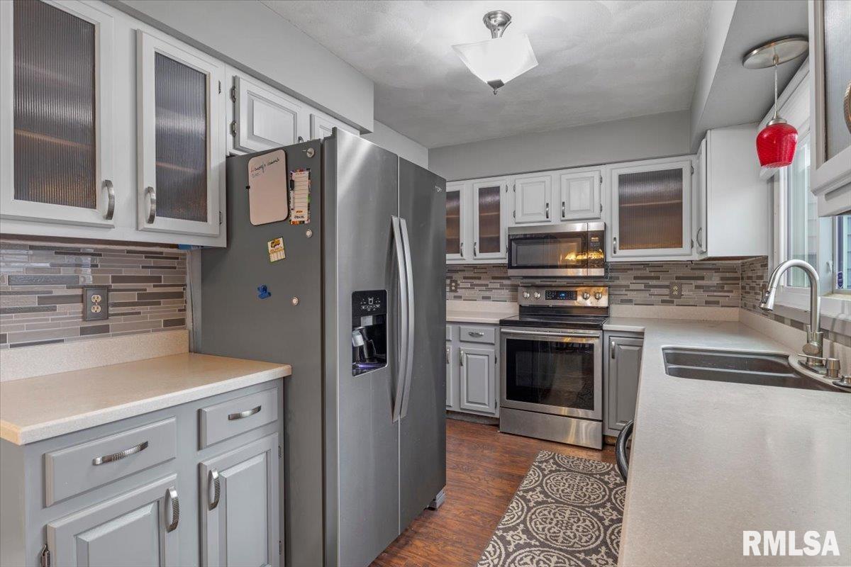 14 Brookside Place, Unit 14 Springfield, IL 62704 - Photo 14 of 33 Gallery Image 14