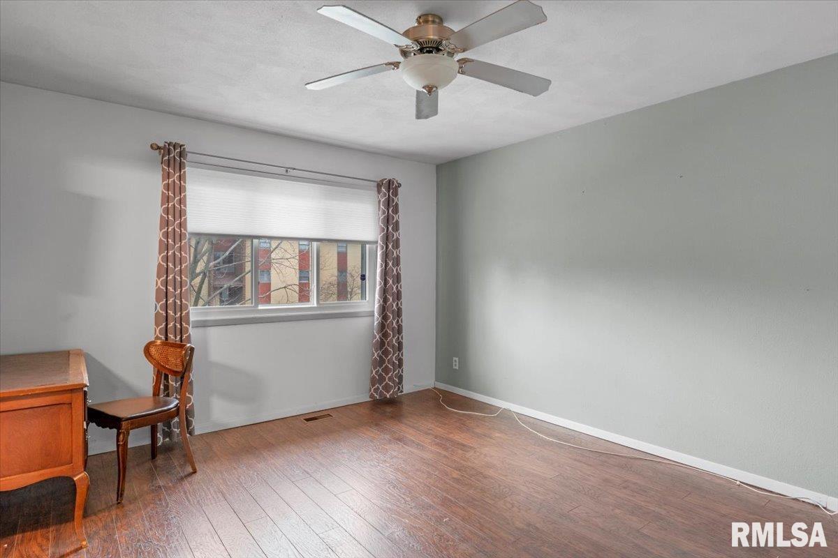 14 Brookside Place, Unit 14 Springfield, IL 62704 - Photo 20 of 33 Gallery Image 20