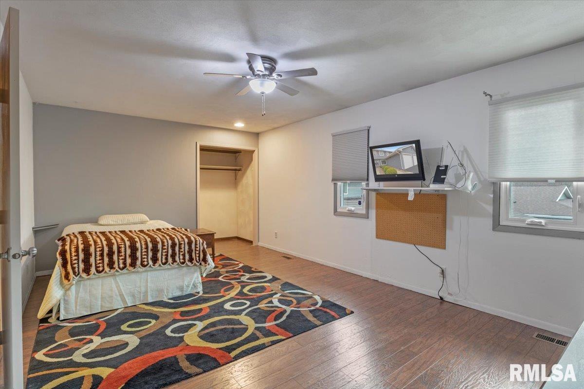 14 Brookside Place, Unit 14 Springfield, IL 62704 - Photo 26 of 33 Gallery Image 26