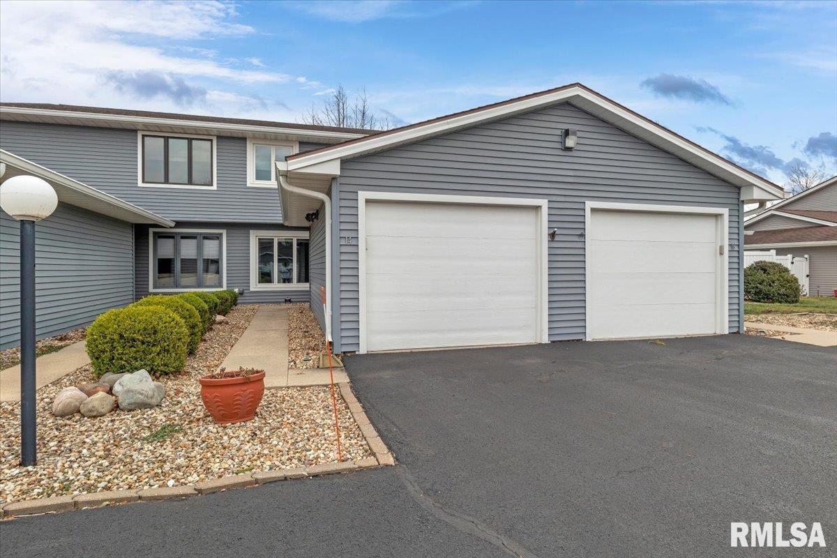 14 Brookside Place, Unit 14 Springfield, IL 62704 - Photo 30 of 33 Gallery Image 30